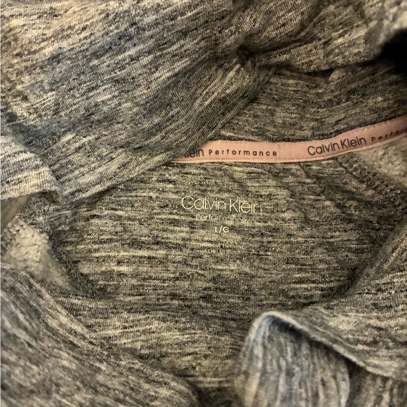 Calvin Klein sweatshirt - Picture 6 of 7